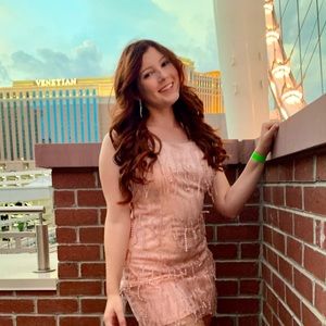 Meet your Posher, Taryn